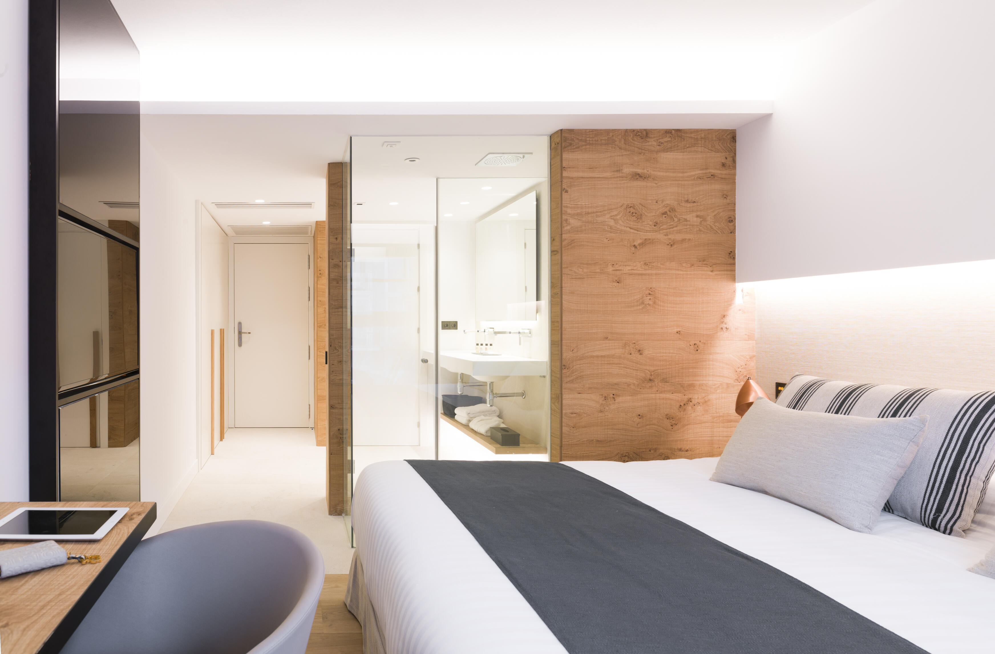 NAKAR Hotel - Room Standard balcony (1).jpg